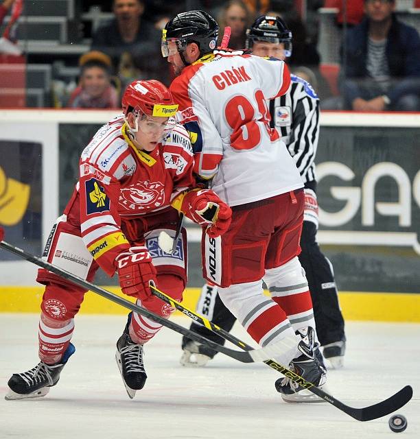 Třinec - Olomouc: Radim Matuš a Martin Cibák