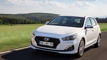 Hyundai i30 (+20 000 Kč u motorů 1.0 T-GDI a 1.4 T-GDI, ale -20 000 Kč u motoru 1.6 CRDi)