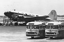 Letiště Lod, historický snímek ze sbírky Marvina Goldmana