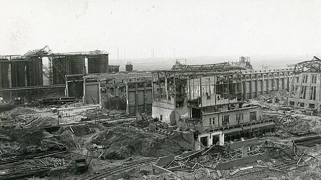 Zničené budovy krátce po výbuchu dusičnanového hnojiva síranu amonného v chemičce v Oppau 21. září 1921