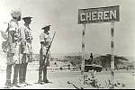 Indičtí vojáci u dobytého Kerenu (italsky Cherenu) v květnu 1941