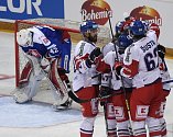 Čeští hokejisté na úvod turnaje v Praze porazili Finy 2:1