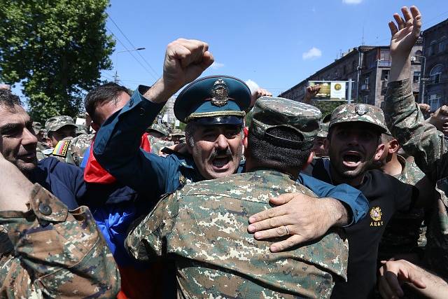 Protesty v Arménii