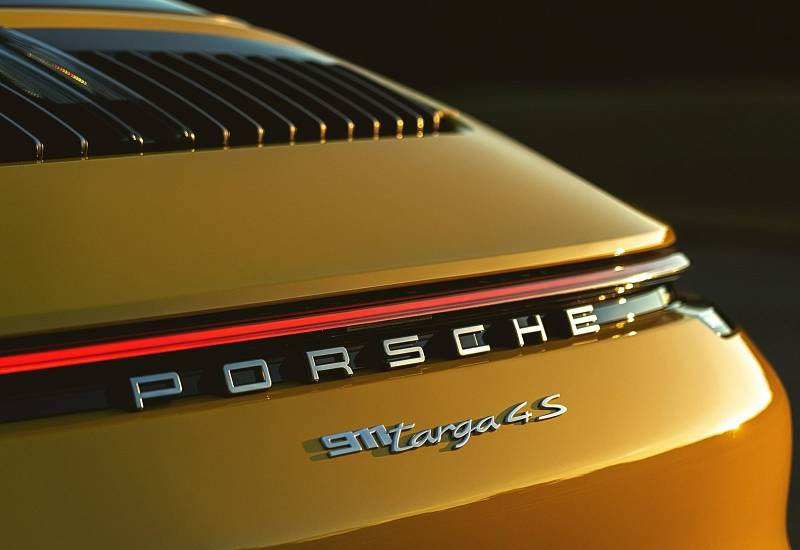Současná generace Porsche 911 Targa 4S