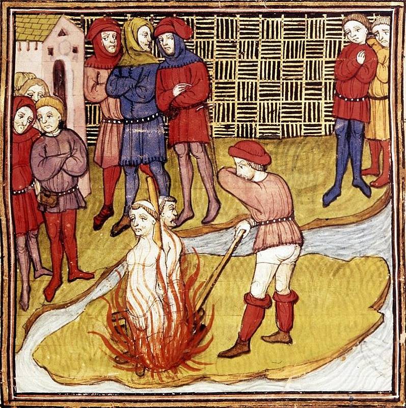 Velmistři Řádu templářů Jacques de Molay a Geoffrey de Charnay byli upáleni zaživa.