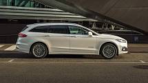 Ford Mondeo kombi hybrid