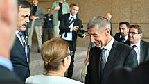 Premiér Andrej Babiš a ministr průmyslu a obchodu Karel Havlíček jednali s tureckou ministryní obchodu Ruhsarou Pekcanovou.