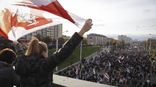 Lidé v Bělorusku protestují proti výsledku prezidentských voleb