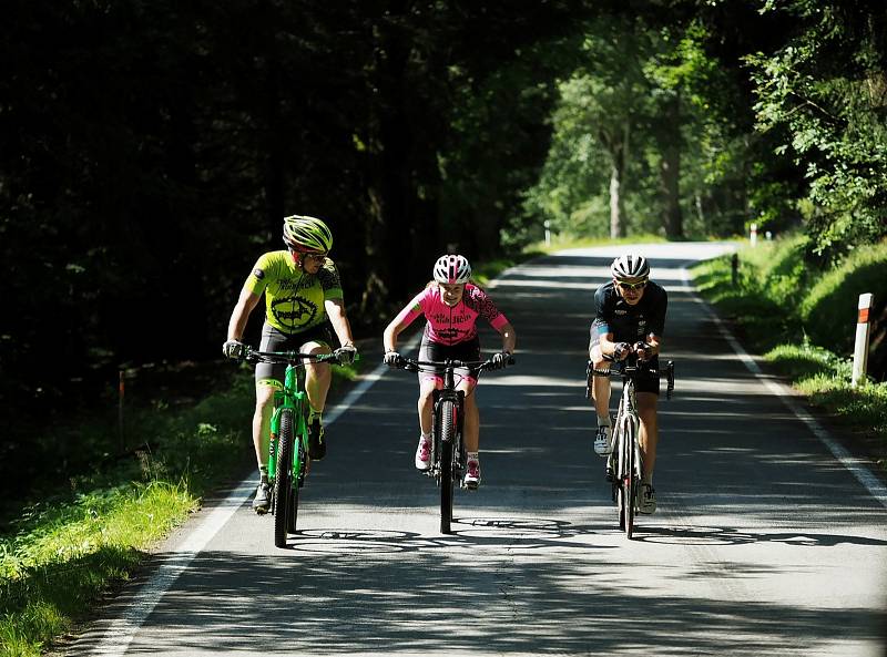 Nejdelší ultracyklistický závod v Evropě: Race around Czechia & Slovakia (RACAS). Daniel Polman z Nové Paky.