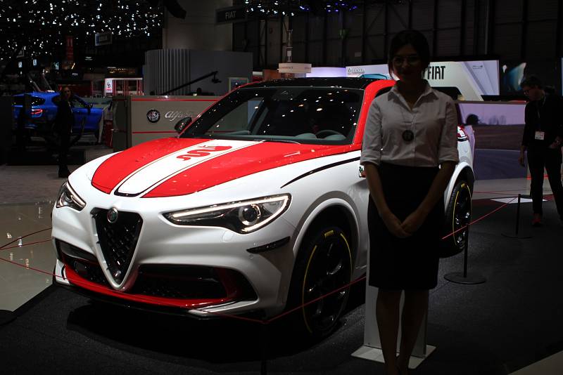 Alfa Romeo oblékla do sportovního Stelivo i Giulii