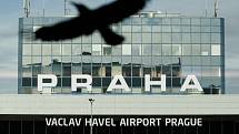 Letiště Václava Havla v Praze. Kdy odsud povede vlaková trať?