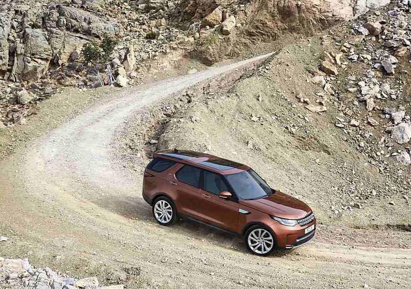 Land Rover Discovery.