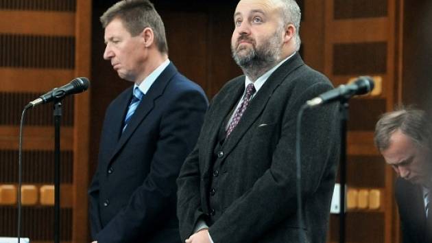 Odsouzení manažeři Miroslav Hálek (vlevo) a Libor Páv.