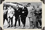 Al Capone ve společnosti Enocha "Nuckyho" Johnsona, dalšího velkého bosse organizovaného zločinu z dob prohibice