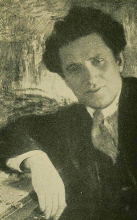 Grigorij Jevsejevič Zinovjev v roce 1920 v Bulla Studiu