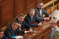 Členové vlády během jednání o daňovém balíčku v Poslanecké sněmovně, 7. 9. 2023