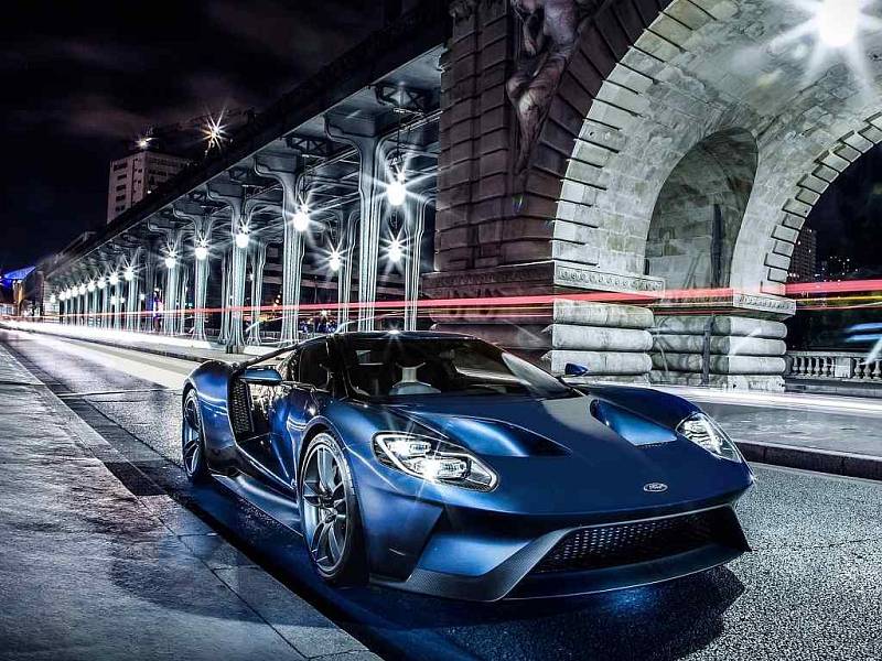 Ford GT.