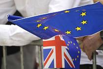 Vlaječky Británie a Evropské unie (EU) - ilustrační foto