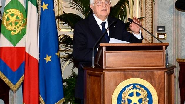 Odstupující italský premiér Mario Monti.