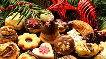 K vánocům patří cukroví, v důsledku jeho konzumace ale často přibereme na váze. Nejčastějším novoročním předsevzetím tak zůstává touha zhubnout.