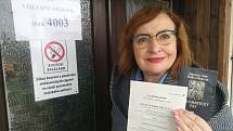 Svůj hlas do volební urny již vhodila místopředsedkyně Senátu Miluše Horská