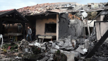Raketa vypálená pravděpodobně z Pásma Gazy zasáhla dům u Tel Avivu.