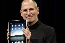 Steve Jobs zemřel 5. října 2011 na komplikace způsobené rakovinou slinivky, jíž trpěl řadu let.