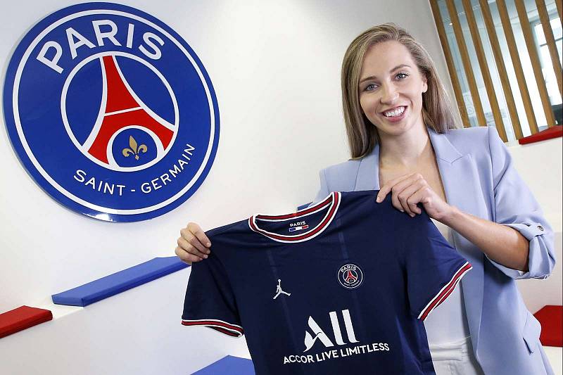 Barbora Votíková přestoupila do slavného PSG.