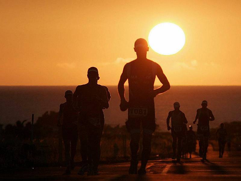 Na Havaji proběhl nejtěžší triatlonový závod světa - Ironman.