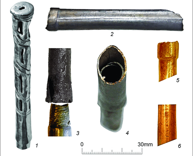 Design kovových špiček používaných na koncích brček nalezených v Majkopu.