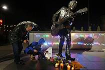Smutek nad smrtí Chucka Berryho vyjádřila řada osobností