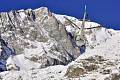 Helikoptéra v Alpách pátrá po obětech laviny. Ilustrační foto.