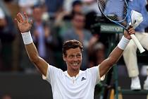 Tomáš Berdych porazil v osmifinále Wimbledonu Dominika Thiema