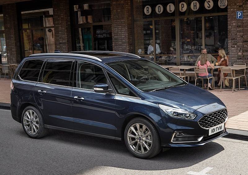 Ford Galaxy lze pořídit o 215-231 000 Kč levněji