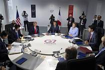 Schůzka lídrů zemí G7 na summitu ve franouzském Biarritzu.