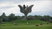 Památník na místě koncentračního tábora Jasenovac
