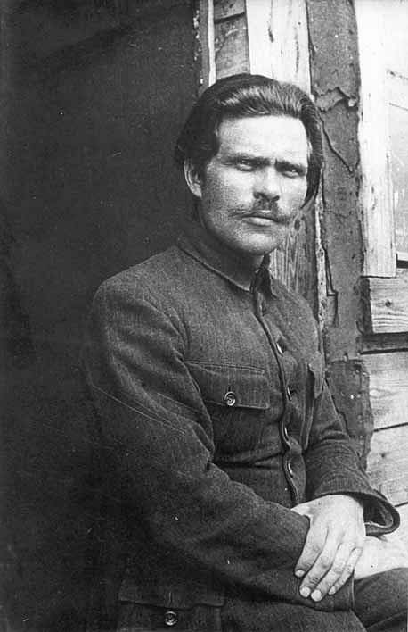 Legendární partyzánský velitel Nestor Ivanovič Machno, spojenec Rudé armády i bojovník proti ní