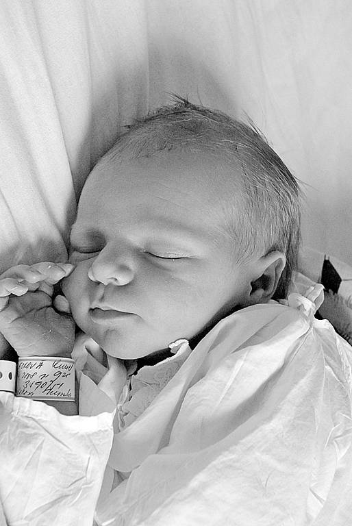 Lucie Karásková, 7. 4. 2008, 51 cm, 3590 g, Fakultní Thomayerova nemocnice