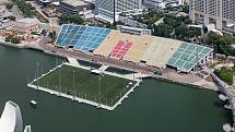 Singapur: Hřiště na vodě, tzv. "The Float at Marina Bay"