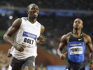 Usain Bolt zvítězil nad rivalem Asafou Powellem i na mítinku v Bruselu.