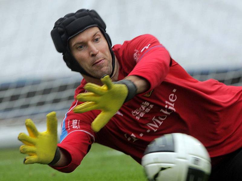 Petr Čech slaví čtyřicáté narozeniny.