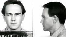 Americký sériový vrah James DeBardeleben na policejním identifikačním snímku