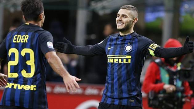 Inter díky skvělému úvodu porazil Fiorentinu, Juventus nečekaně padl