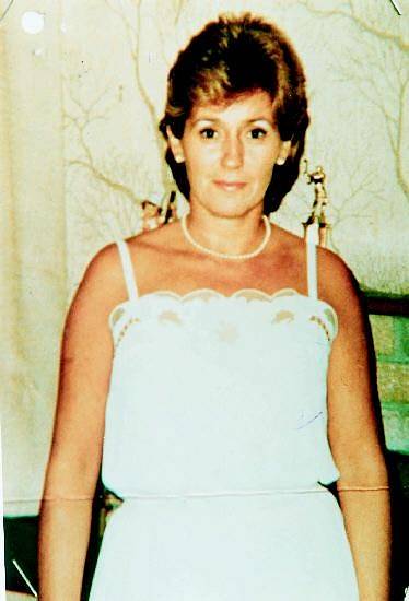 Britská žena Ann Heronová, která byla záhadně zavražděna 3. srpna 1990. Její vražda nebyla dodnes vyřešena