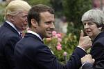 Donald Trump, Emmanuel Macron a Theresa Mayová na sicilském summitu G7.