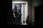 Policie v Utahu zajišťuje důkazy v domě, kde našli osm členů rodiny zastřelených
