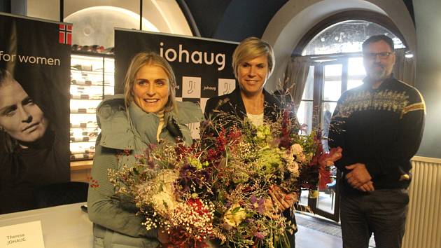 Olympijské šampionky Therese Johaug a Kateřina Neumannová