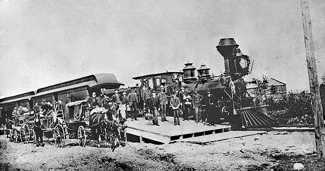 První vlaková souprava Canadian Pacific ve městě Port Moody v Britské Kolumbii