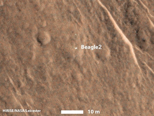 Snímky z Marsu odhalily deset let pohřešovanou sondu Beagle 2.