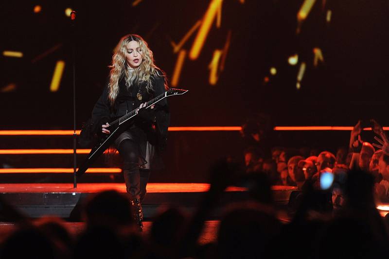 Madonna nesnáší bouřky a kvůli počasí odkládá i koncerty